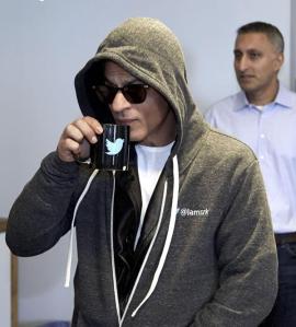 First Indian Film and First Indian SRK at Twitter Head Quarter in Sanfrancisco (1)