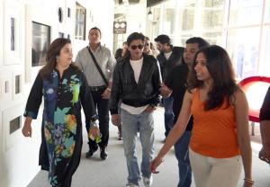 SRK & HNY cast at Google Head office in USA