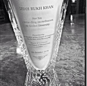 SRK recieves Global Diversity Award 2014 in London 1